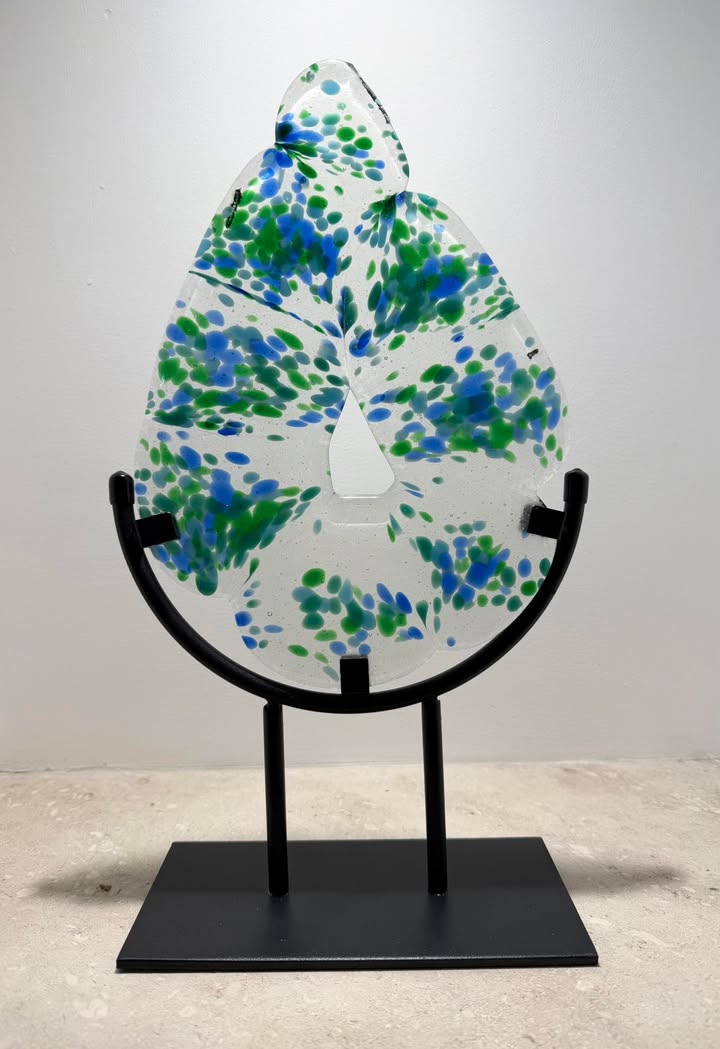 Aqua Tear Drop with iron stand