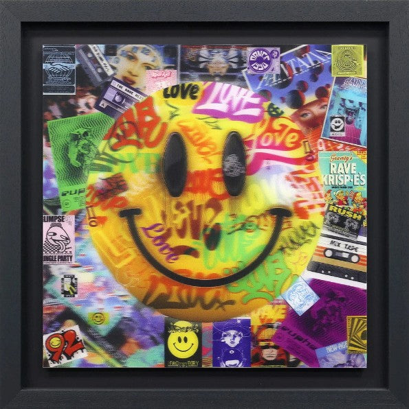 Lenticular artwork with a smiley face in the centre, surrounded by various colourful elements and text.