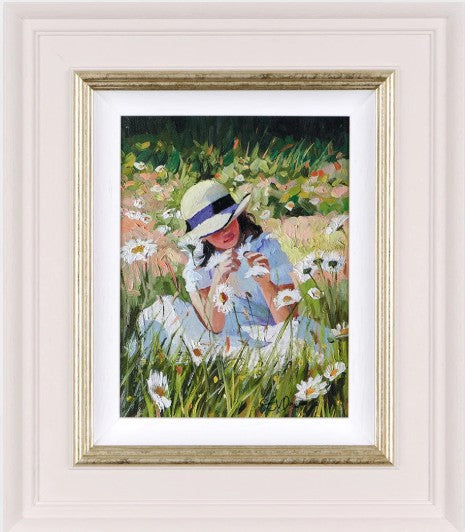 Daisy Whispers - NEW
